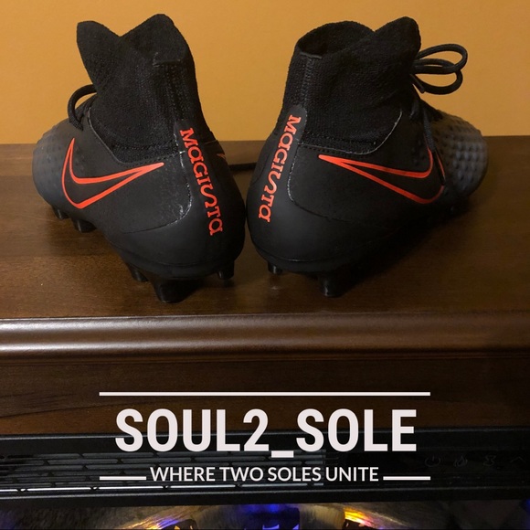 Nike Jr. Magista Obra II Black Soccer Cleats - Picture 3 of 7